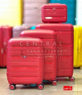 خرید چمدان دلارجنس پلی کربنات نشکن قرمز