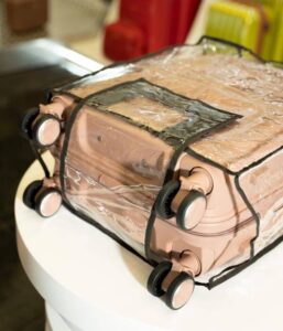 کاور محافظ شفاف چمدان - استاندارد و تولید چمدانکده - Image 2